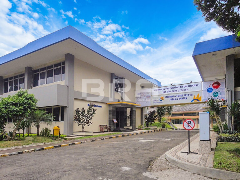 1 Renovasi Gedung G Ruang Kelas Eksekutif Telkom Learning Center