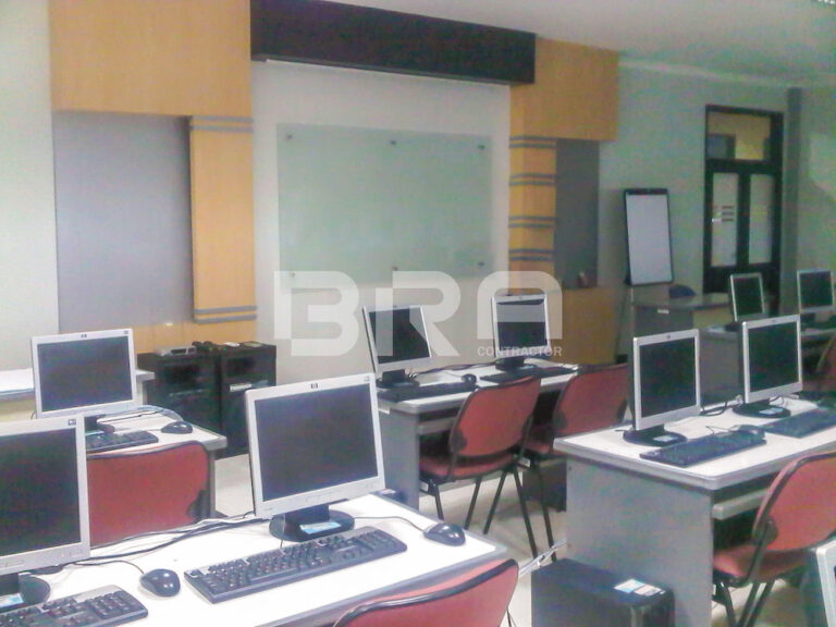 8 Renovasi Gedung G Ruang Kelas Eksekutif Telkom Learning Center